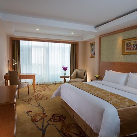Vienna Hotel Xi'An Railway Station Экстерьер фото